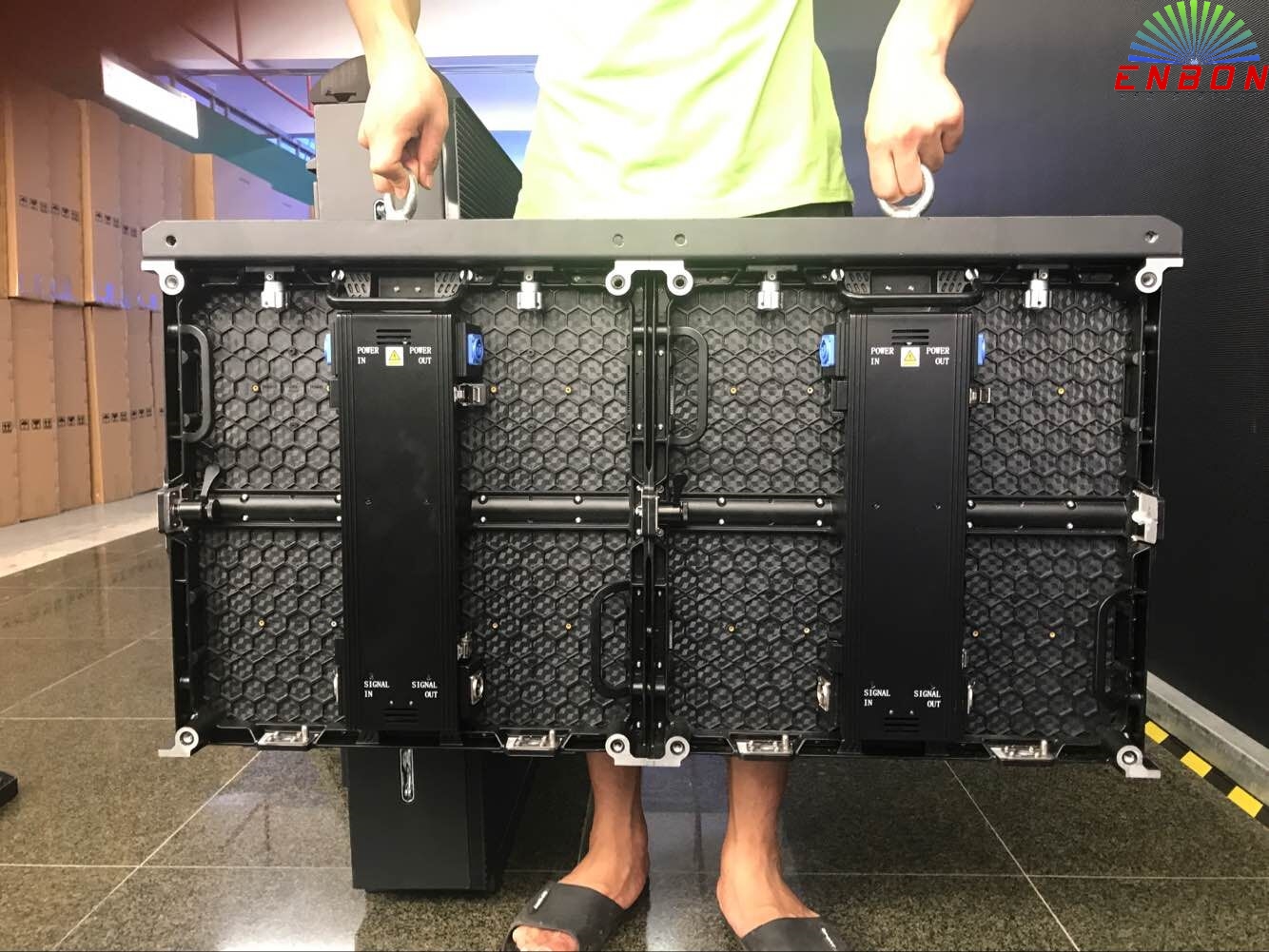 1m bar on 2 cabinets top